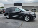 New 2025 Ford Explorer Active image 2