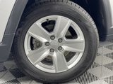 Used 2022 Jeep Compass Latitude image 5