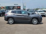Certified 2022 Jeep Compass Latitude image 4
