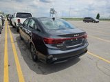 Used 2022 Kia Forte LXS image 4