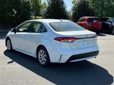 Used 2021 Toyota Corolla LE image 4