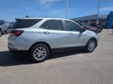 Used 2022 Chevrolet Equinox LS w/ LS Convenience Package image 2