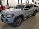 Used 2019 Toyota Tacoma TRD Off-Road image 2
