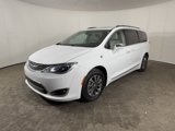 Used 2019 Chrysler Pacifica Limited image 4