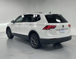 Used 2022 Volkswagen Tiguan SE w/ Panoramic Sunroof Package image 3