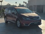 Used 2017 Chrysler Pacifica Touring-L Plus w/ Advanced Safetytec Group image 3