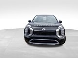 New 2025 Mitsubishi Outlander SE image 2