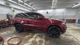 Used 2017 Jeep Grand Cherokee Altitude image 4