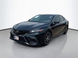 Used 2022 Toyota Camry SE image 2