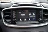 Used 2019 Kia Sorento LX w/ LX Convenience Package image 6
