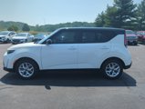 Used 2024 Kia Soul S image 2