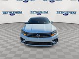 Used 2018 Volkswagen Passat 2.0T R-Line image 3