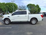 Used 2017 Nissan Titan SV image 3