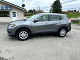 Used 2015 Nissan Rogue S image 3