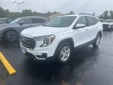 Used 2022 GMC Terrain SLE w/ Driver Convenience Package image 4