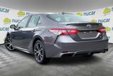 Certified 2020 Toyota Camry SE image 4