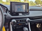 Used 2020 Toyota RAV4 LE image 5