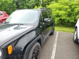 Used 2017 Jeep Renegade Altitude image 3