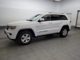 Used 2017 Jeep Grand Cherokee Laredo w/ Quick Order Package 23E image 2