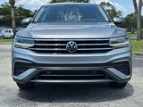 Used 2023 Volkswagen Tiguan SE image 2