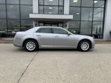 Used 2014 Chrysler 300 image 3