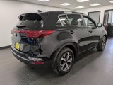 Used 2022 Kia Sportage LX image 4