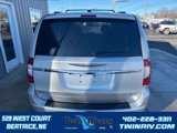 Used 2011 Chrysler Town & Country Touring image 6