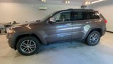Used 2017 Jeep Grand Cherokee Limited image 4