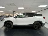 Used 2024 GMC Terrain SLE image 5