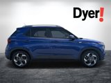 Used 2023 Hyundai Venue SEL image 2