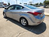 Used 2015 Hyundai Elantra SE image 3