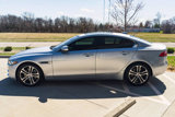 Used 2018 Jaguar XE Premium image 5