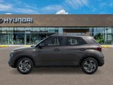 New 2025 Hyundai Venue SEL image 3