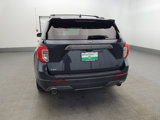 Used 2022 Ford Explorer XLT w/ Equipment Group 202A image 6