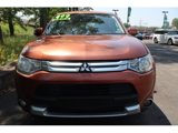Used 2015 Mitsubishi Outlander SE image 3