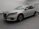 Used 2020 Nissan Altima 2.5 SV image 2