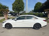 Used 2022 Hyundai Elantra SEL image 4