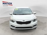 Used 2016 Kia Forte LX image 2