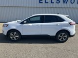Used 2021 Ford Edge SEL w/ Convenience Package image 2