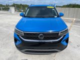 Used 2022 Volkswagen Taos SE image 2