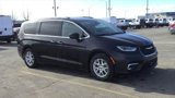 Certified 2021 Chrysler Pacifica Touring-L image 2
