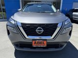 Used 2023 Nissan Rogue SV image 2