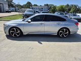 Used 2018 Honda Accord Sport image 4