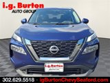 Used 2022 Nissan Rogue SV image 2