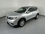 Used 2015 Nissan Rogue S image 2