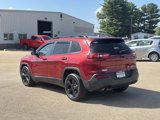 Used 2017 Jeep Cherokee Sport image 5