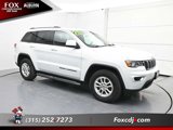 Used 2020 Jeep Grand Cherokee Laredo image 2