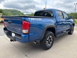 Used 2017 Toyota Tacoma 4x4 Double Cab image 4
