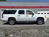 Used 2008 GMC Yukon XL Denali image 2