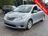Used 2015 Toyota Sienna LE image 3